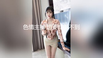 商场女厕全景偷拍肉丝高跟美女职员的大肥鲍