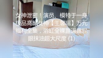 KTV唱歌选了个长发及腰的美女小姐姐,加点钱在包厢就把她拿下