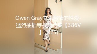 网红脸吊带裙小姐姐 去KTV玩在楼下被抄底穿着微透白内，侧面露毛估计之前刮过毛新长出来的毛从内裤正面顶出来了