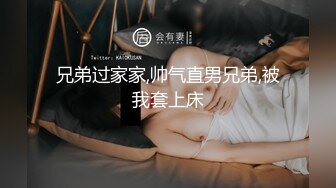 极品美臀小姐姐！第一视角骑乘位！拨开内裤大屁股套弄，上上下下爽翻，特写大屌插嘴，娇喘呻吟不断