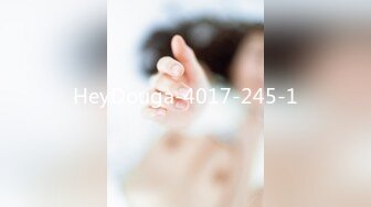 0571杭州人妻情侣母狗3p，对象在旁边拍