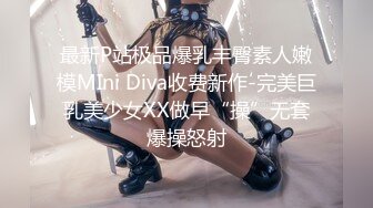 70后美妈妈 ·不惧时光优雅到老~ 今天妈妈的打扮美么，一袭笔挺西装，被弟弟从后面肏，好坏，内射妈妈！